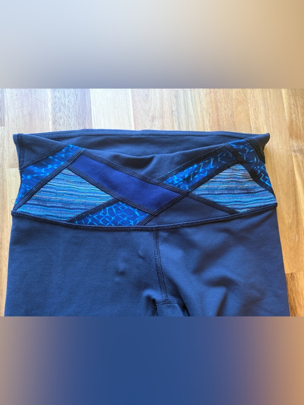 Lululemon • Wunder Under Crop III